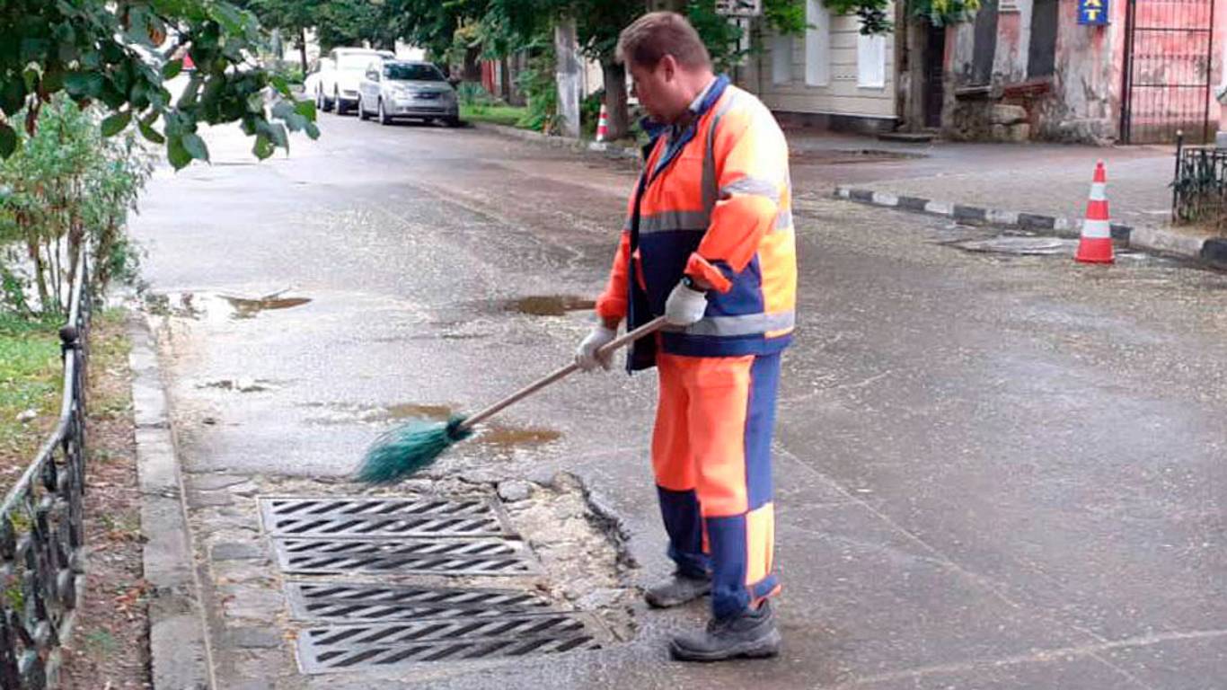 Работу идут с самого утра.